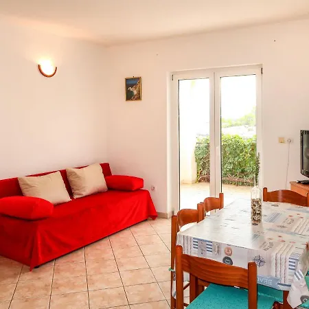 Appartement Buda-3 By Interhome Basina