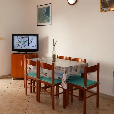 Buda-3 By Interhome Apartment Basina